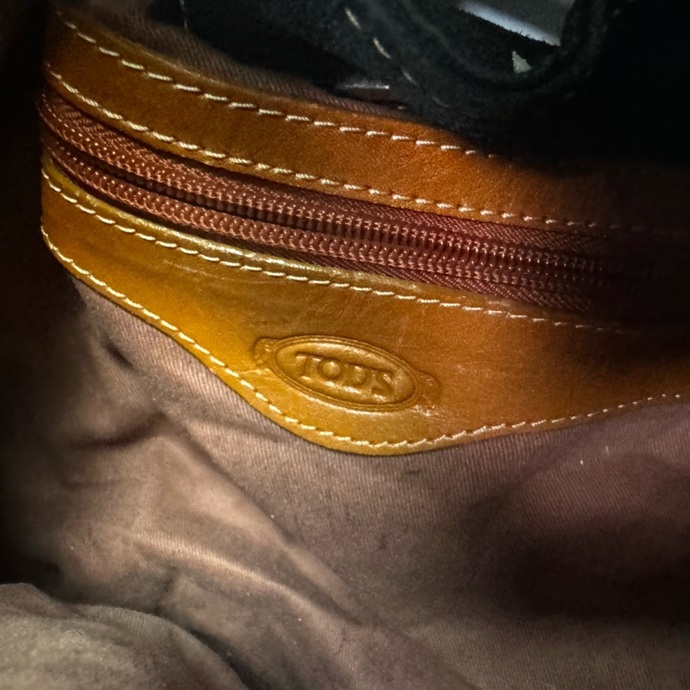 Tod’s T Logo Tassels Bucket Hobo Bag Leather Camel Suede Drawcord Luxury Preppy - Picture 10 of 16